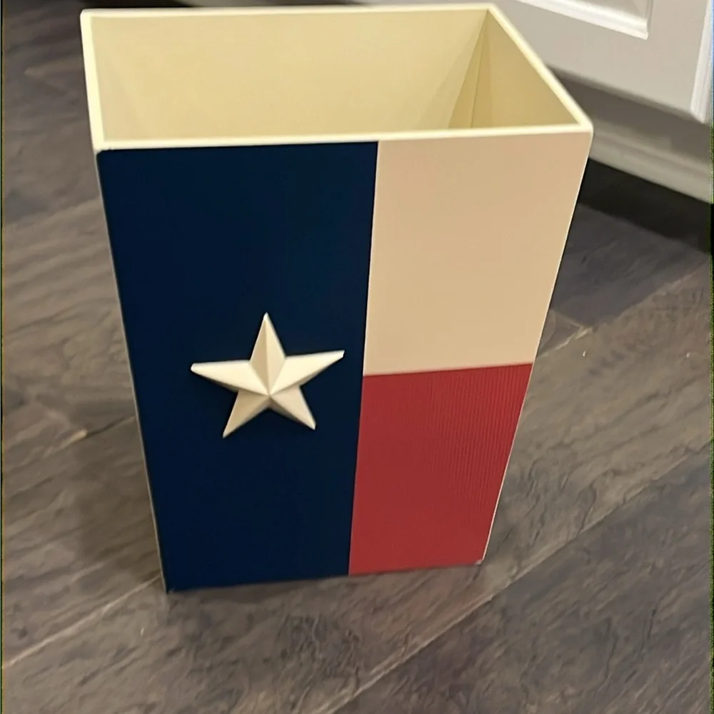 Texas State Flag Wastebasket Trash Can wooden